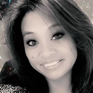 Meet your Posher, Liza